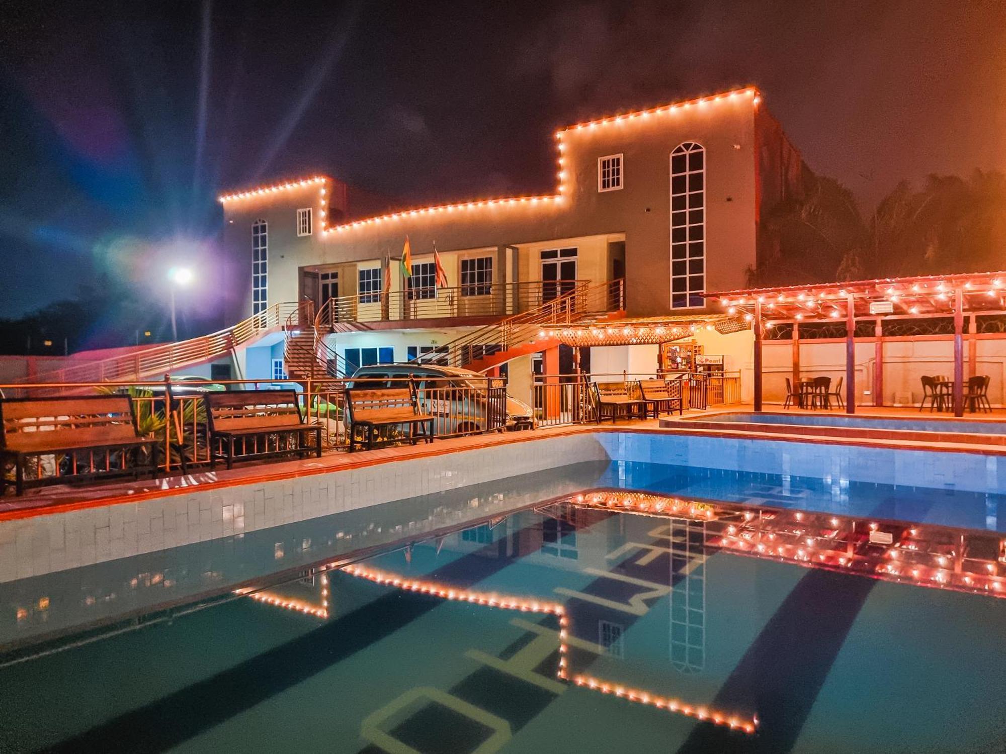 Rhogem Hotel Sekondi-Takoradi Экстерьер фото