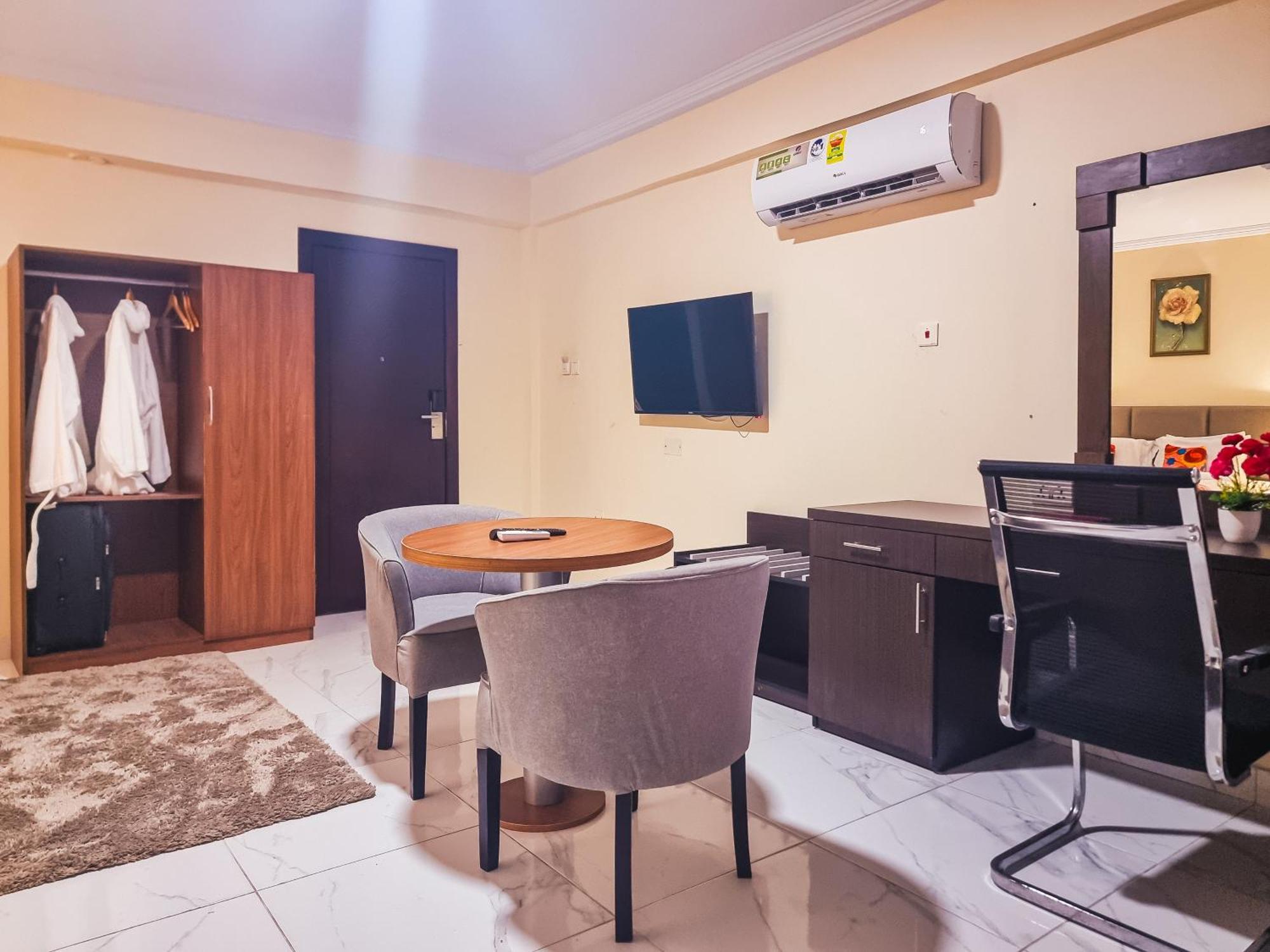 Rhogem Hotel Sekondi-Takoradi Экстерьер фото