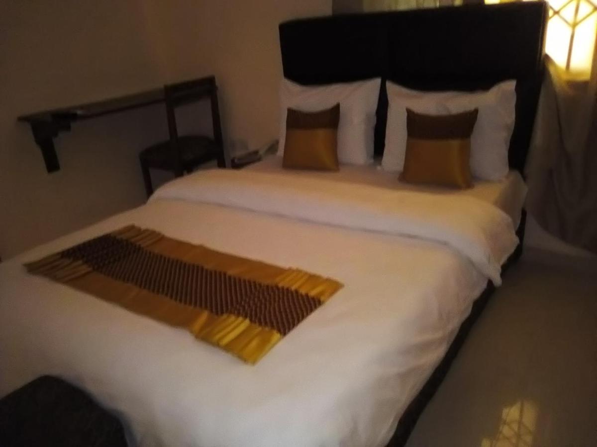 Rhogem Hotel Sekondi-Takoradi Экстерьер фото